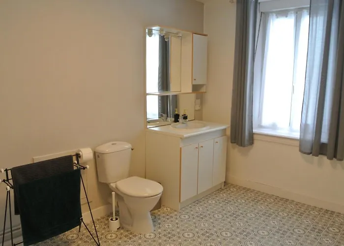 Nor14 - Vire - Maison Bear Feriehus *